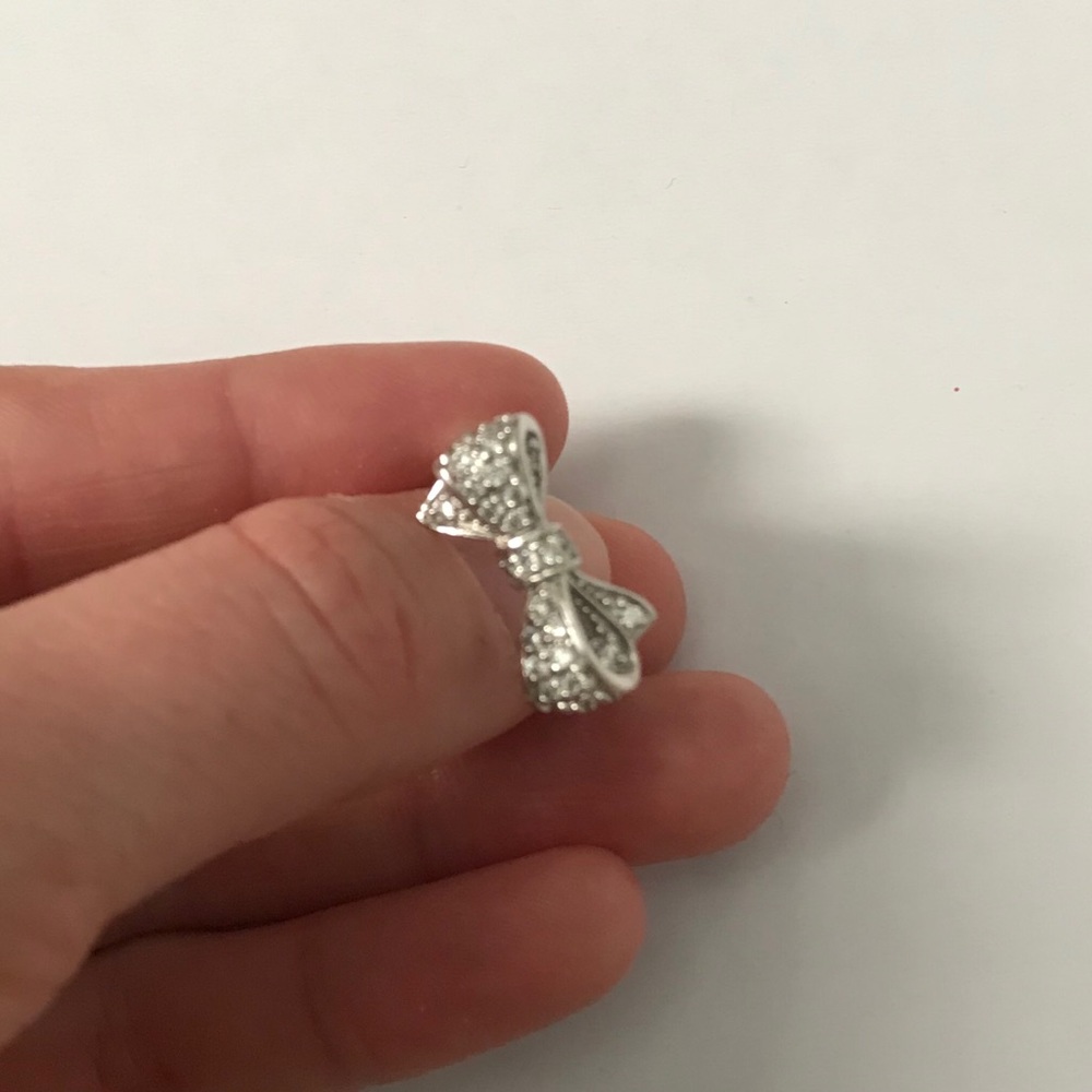 3/$10 🎀Jewelmint Bow Ring🎀